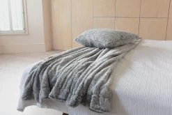 Alpine Faux Fur Bedspread (AW23/24) -Cozy Home Shop FC Alpine Fur Bedspread Light Grey 2 5kwb je