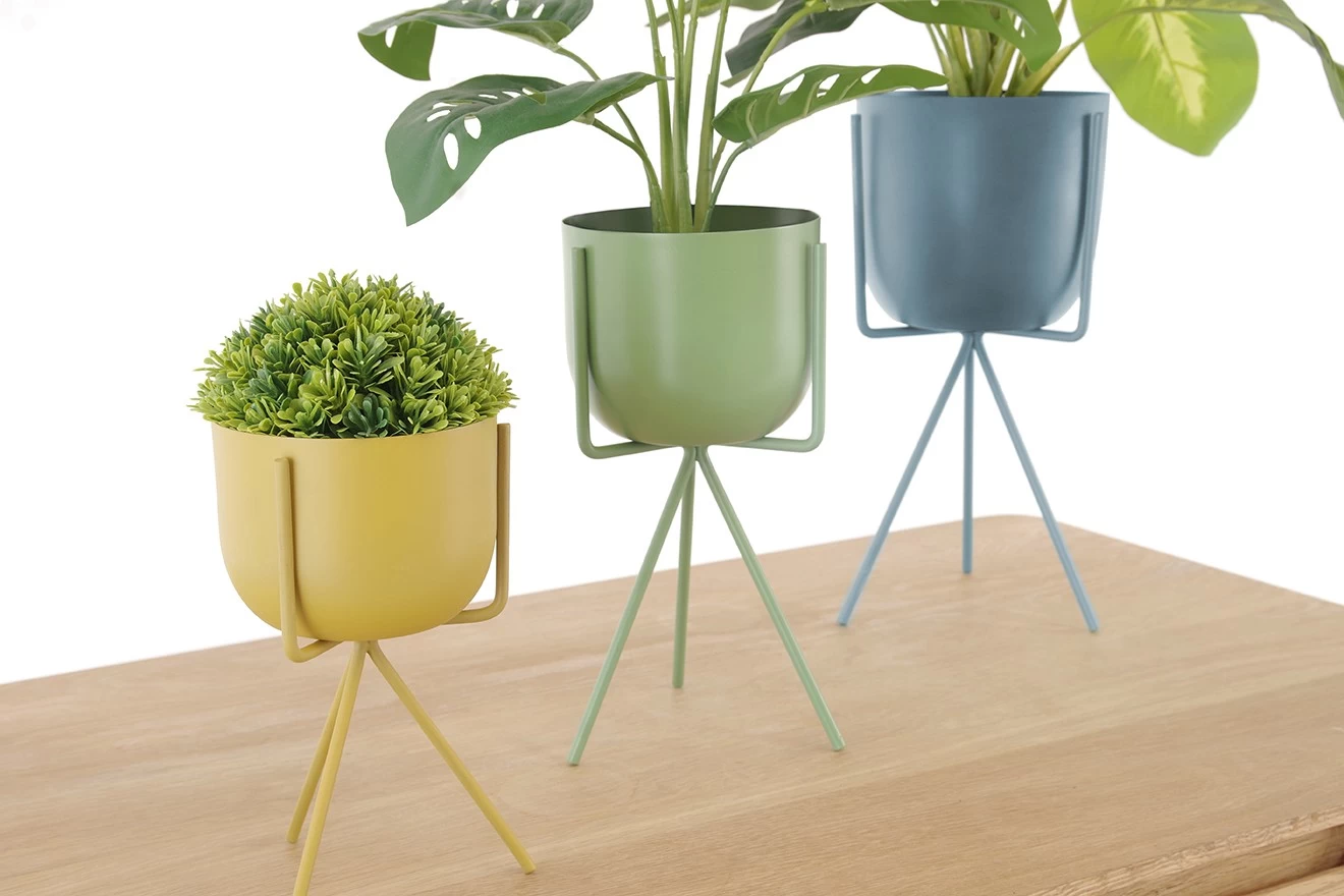Enamel Pot & Tripod Plant Stand - Medium (Aspen Green) 7 Enamel Pot & Tripod Plant Stand - Medium (Aspen Green) - Image 7
