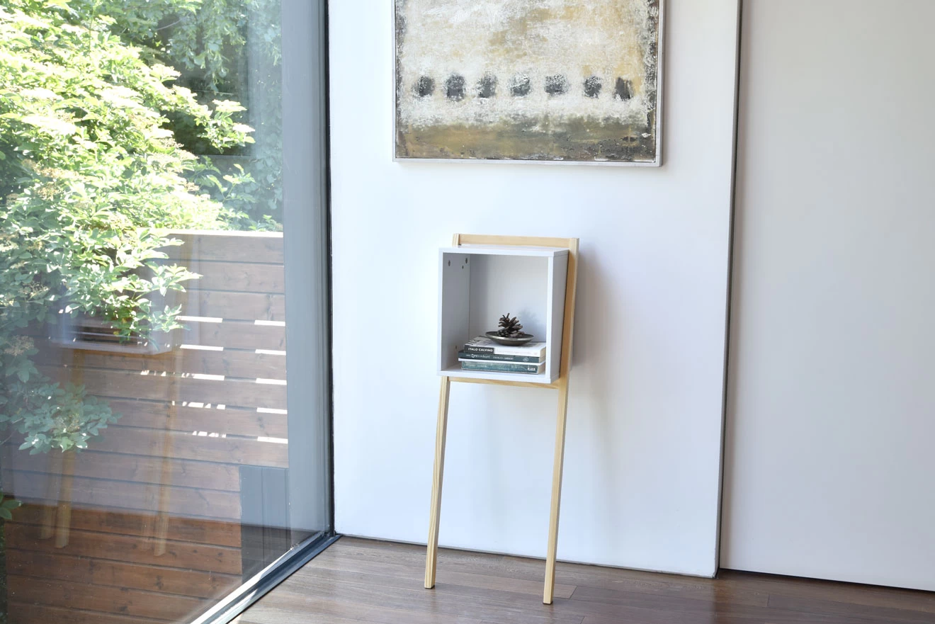 Leaning Biblo Cabinet (White) 2 Leaning Biblo Cabinet (White) - Image 2