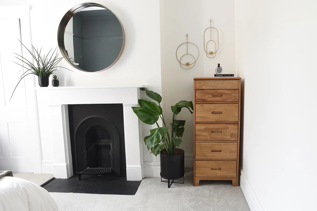 Oak Narrow Vanity Chest Of Drawers 12 Oak Narrow Vanity Chest Of Drawers - Image 12