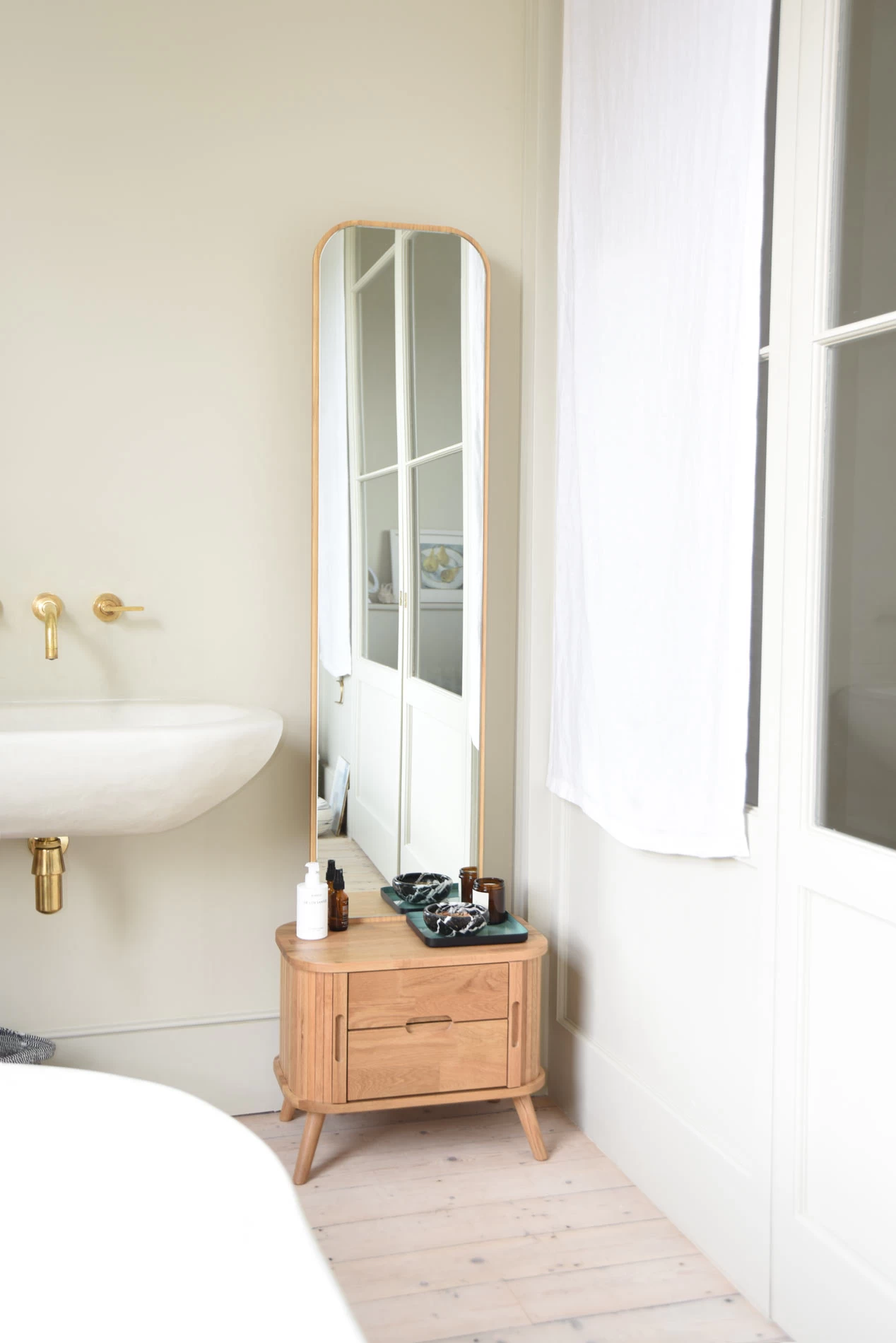 Oak Tall Tambour Mirror 2 Oak Tall Tambour Mirror - Image 2