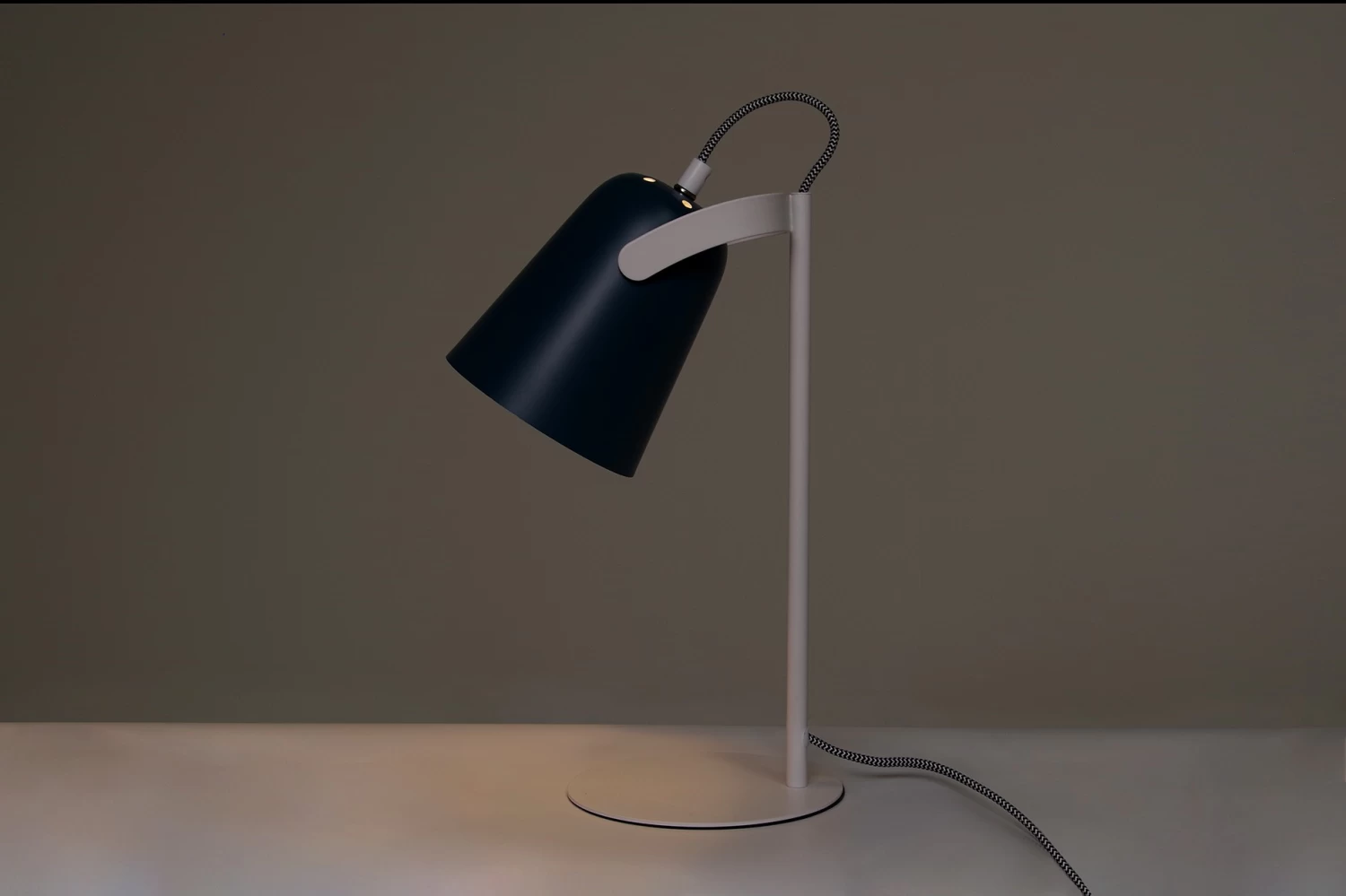 Tulip Lamp (Oslo Blue) 4 Tulip Lamp (Oslo Blue) - Image 4