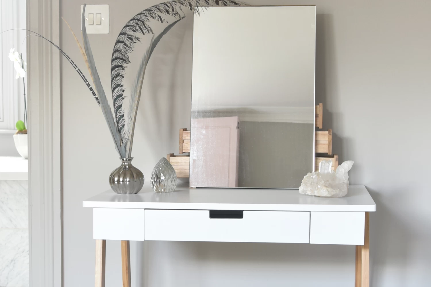 Mini Dressing Table 2 Mini Dressing Table - Image 2