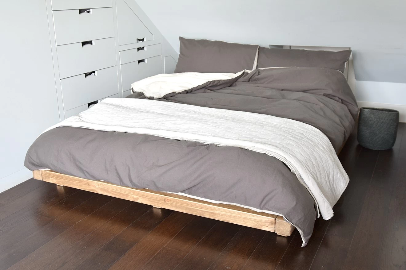 Platform Kingsize Bed Elm Finish 2 Platform Kingsize Bed Elm Finish - Image 2