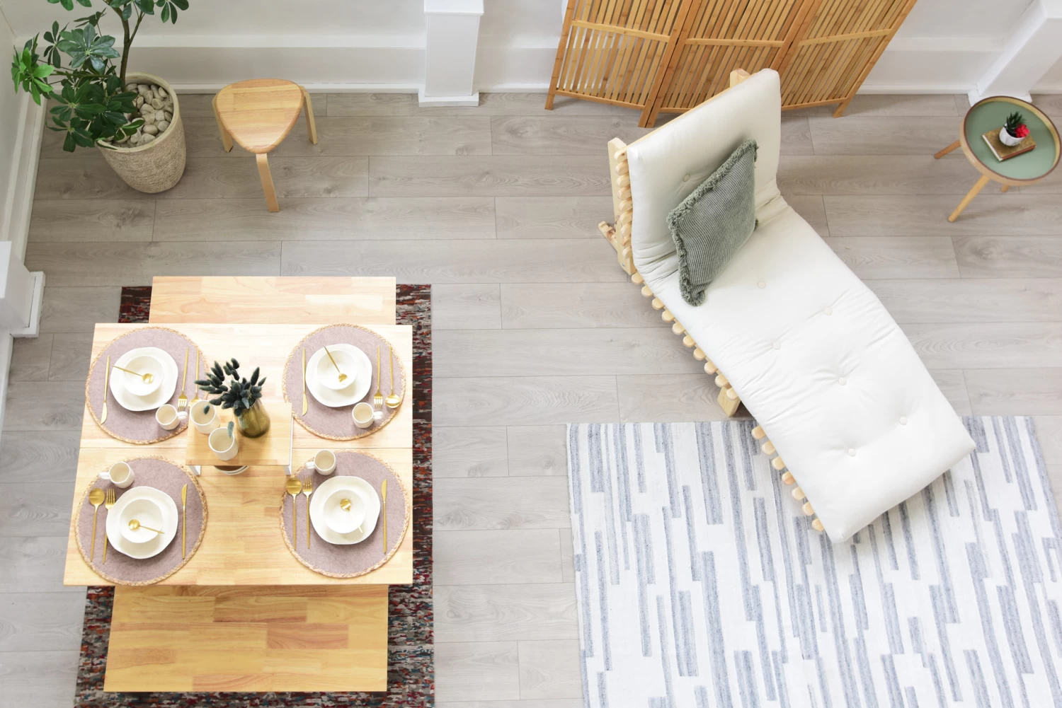 Solari Console Table 11 Solari Console Table - Image 11