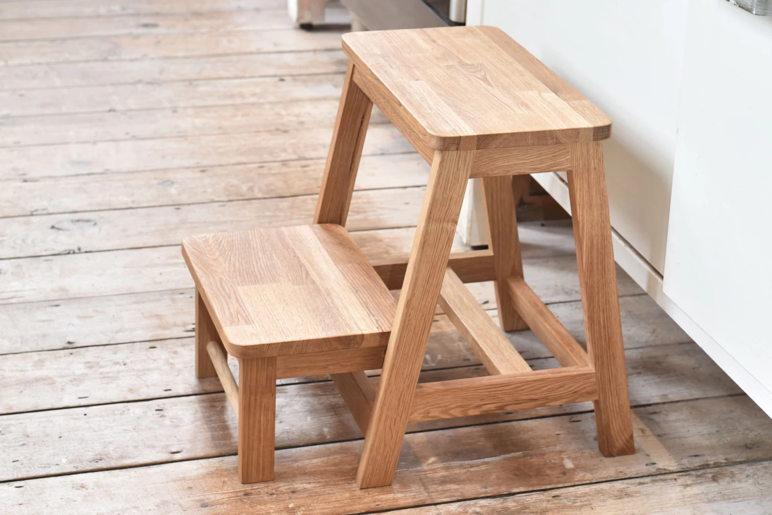 Oak Step Stool 2 Oak Step Stool - Image 2